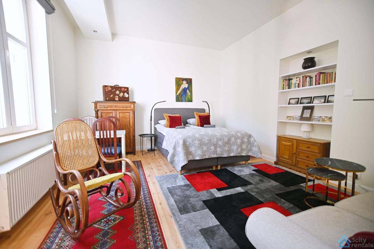 Beige And Red 3City Studio In Sopot With Outdoor Parking By Noclegi Renters ภายนอก รูปภาพ
