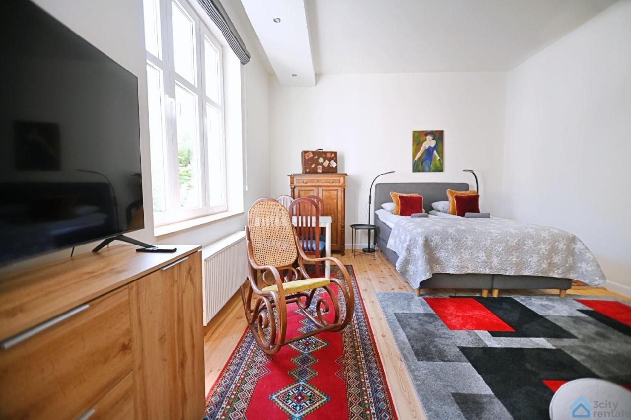 Beige And Red 3City Studio In Sopot With Outdoor Parking By Noclegi Renters ภายนอก รูปภาพ